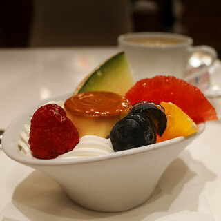 ニュウスタイル銀座千疋屋 _1