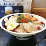 Uohachi - 海鮮丼定食