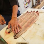 うなぎが安くて旨いだけ 鰻やす - 