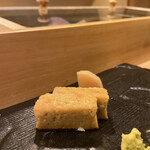 銀座鮨おじま - 山芋白魚のすり身の卵焼き