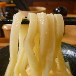 本格手打 いわしや - 麺リフト（釜玉）