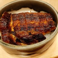 うなぎ和食 しら河 名駅店 - ミニサイズとはいえ、お茶碗に軽く3杯弱♪ちゃんと3種類の食べ方を満喫できるミニひつまぶし