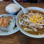 ラーメン ジャンボ餃子 天神 - 