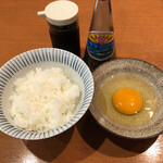 もっちゃん家 - 自家製醬油の卵かけご飯