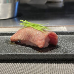 鉄板焼きgrow - 肉寿司