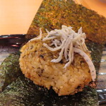 目利きの銀次 - 2021年の｢食べ飲み放題｣しらすの漁師屋焼おにぎり