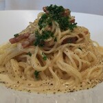 ボーノ - カルボナーラの横顔