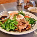 Raindrop - 沢山のお野菜と豚肉の混ぜご飯@税込900円＋パクチー増@税込150円