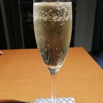 川崎 鉄板 ステーキ 神戸亭 - シャンパン