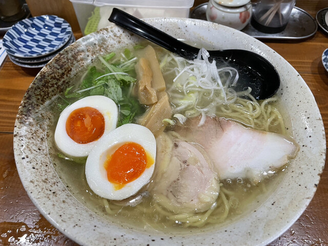 醤油実食 後引くスープと健全エロ麺 らぁめん 高砂家 醤油の後口が世界のアレ By 現場のゆっき 特派員 らぁめん 高砂家 ラァメン タカサゴヤ 茶山 ラーメン 食べログ