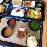 ウルフギャング・ステーキハウス 丸の内店 - ①フィレ弁当BOX 9720円