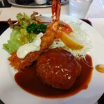 キッチンスズキ - おすすめランチB（洋風ハンバーグ、海老フライ）［1,090円］