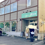 Cake&Bread Rire - 店舗前