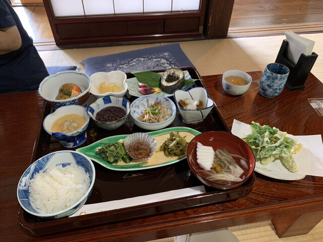 農家キッチン あるもんで &ndash; 羽後町の郷土料理と季節メニュー | 秋田の隠れ家