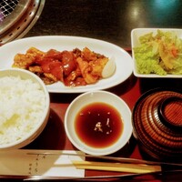 焼肉 しんうち 神楽坂 - 