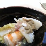 菊鮨 - ＊車海老には味噌もタップリで、帆立が甘いですね。焼き茄子の餡は合うのかしらと思いながら頂きましたけれど・・ 帆立には合いますが、車海老は単体で頂いた方が美味しく感じました。(^_^;