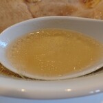 らーめん龍の涙 - 鶏青湯スープ+京都産白醤油=唯一無二の旨さ