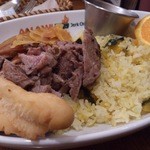 アラウィ - ジャークポーク、パンプキンライス、フェスティバル