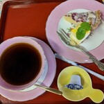 長屋門cafe いわさき花門 - 