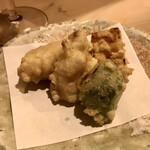 旬味 泰平 - ★揚物：天ぷら
      　　　　　・鯛の白子
      　　　　　・獅子唐
      　　　　　・もろこし