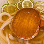 うどん棒 大阪本店 - この澄んだ出汁がうますぎる♬