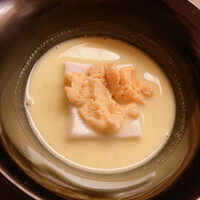 にくの匠 三芳 - 雲丹と胡麻豆腐　銀杏のすりながし