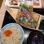 鮨・酒・肴 杉玉 阪急武庫之荘駅 - 舟盛り丼