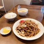 長崎ちゃんぽん 幸楽 - オカズ焼きそばかな…