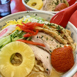 赤湯ラーメン 龍上海 - からみそ冷やし中華 大盛     奥からみそ冷やし中華