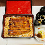 Unagi Kappou Izuei Umegawatei - 鰻重ご飯多めタレ多め、お吸い物、お新香