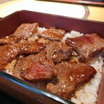 神戸牛炭火焼肉 大島屋 - ランチ 焼肉重 1,100円