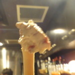 キャトルラパン - 前菜盛り合わせ・・・チーズにニンニク・ブラックペッパー・セミドライトマト・・・ヤバ旨ッ