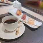 京橋 鉄板焼き 神戸牛 Sublime - 