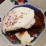 金町製麺 - 煮込みハンバーグ