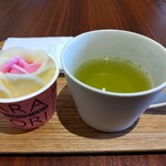 JAPAN RAIL CAFE - ババヘラアイス、玉露