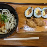 橋本屋食堂 - Cセット(伊勢うどん+稲荷セット)　¥570