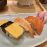 Washoku Ajidokoro Kakashi - 天ぷらセットの寿司