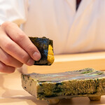 寿し 京町堀 佐藤 - ウニ　手渡し