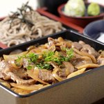 レストラン　東京銀座ライオン - 「信州ポークの焼肉重　ざるそばセット」　ざるそば・お味噌汁・野沢菜・杏仁豆腐　付き