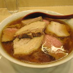 麺や 七彩 - チャーシューメン（中盛）