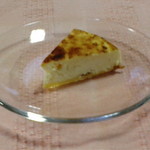 チーズ＆ワインアベ - 濃厚なチーズケーキ