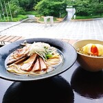 【出汁うどん】