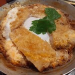 とんかつ ばんぶー - 濃厚な味付けでガッツリかつ丼に♪