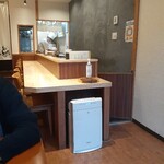 とんかつ ばんぶー - お客様に提供するまで余計なモノは一切出しません。徹底された衛生管理です。