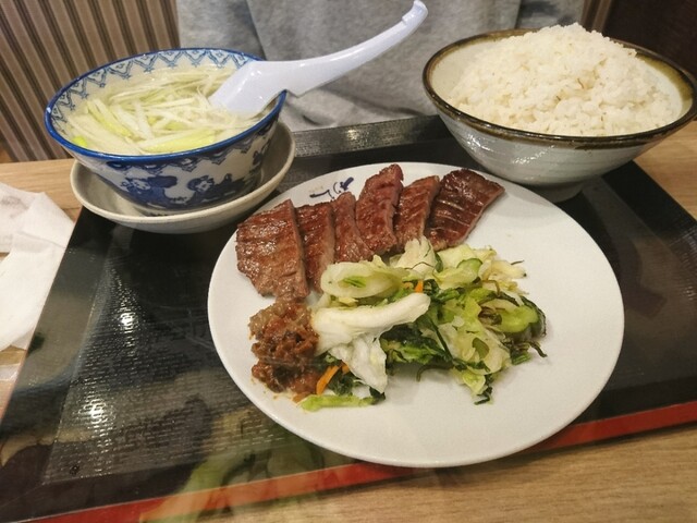 牛たん炭焼 利久 tekuteながまち店 - 長町（牛タン）の写真