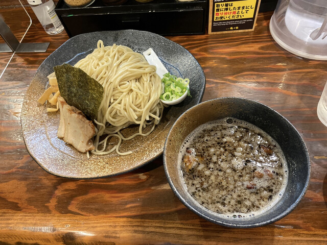 ラーメン 龍の家 新宿小滝橋通り店 （RAMEN TATSUNOYA） - 西武新宿 