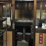 魚しげ - 焼き場