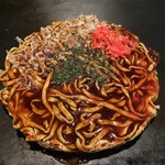 Okonomiyaki Izakaya Mikaduki - 手打ち麺を使ったモダン焼き