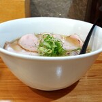 麺ファクトリー ジョーズ セカンド - 地鶏塩らぁ麺・チャーシュー増し