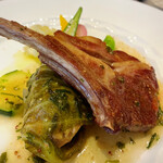 カイラダ - 下にはロールキャベツ　しっかりお肉の旨みが